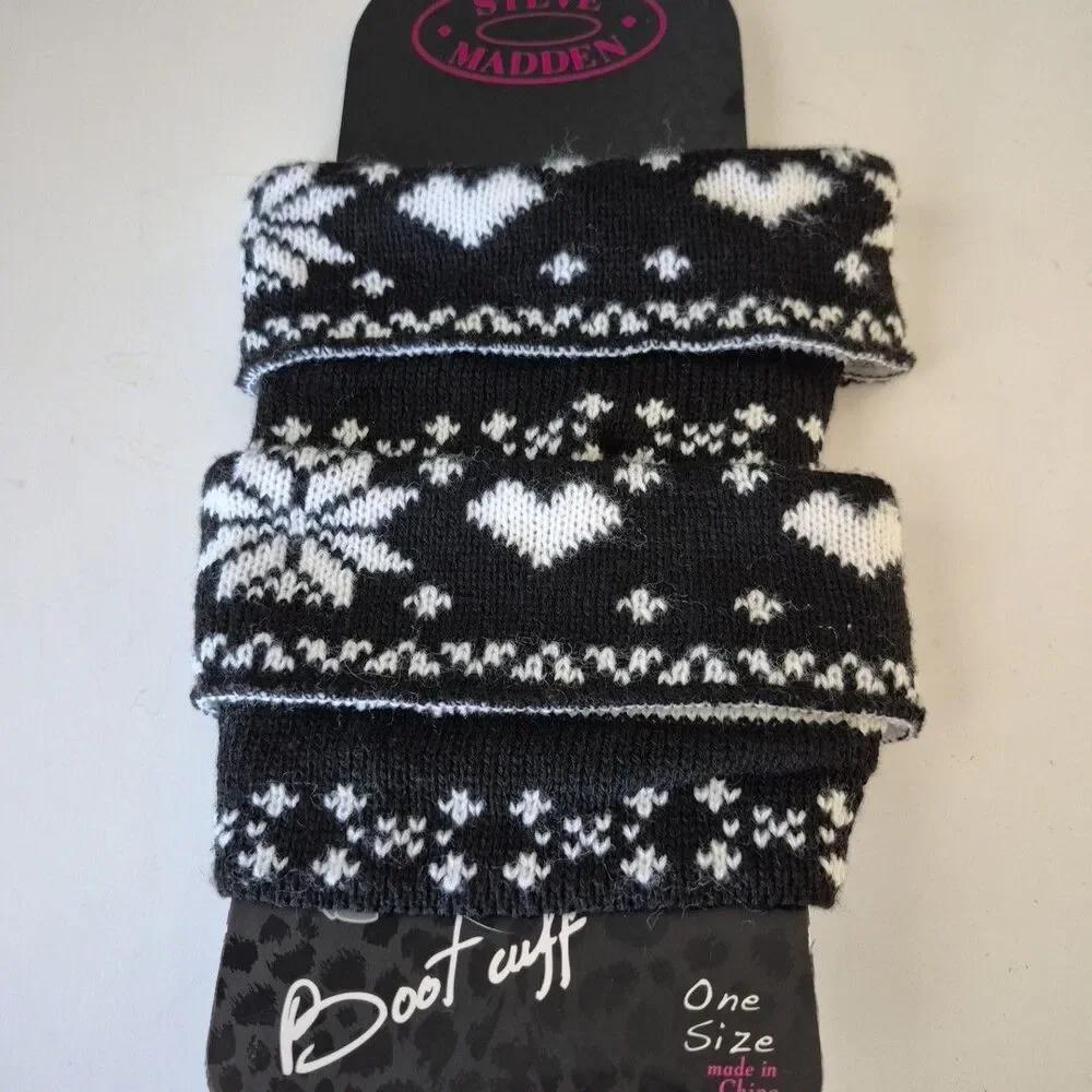 Steve Madden Black White Hearts and Stars Boot Cuffs Warmers Womens One Size